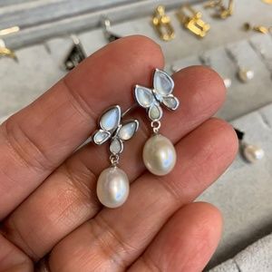 925 Sterling Silver butterfly 7-8 mm freshwater pearl earrings